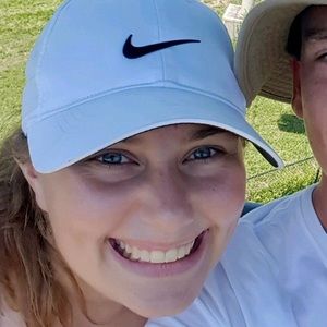 Meet your Posher, Mackenzie